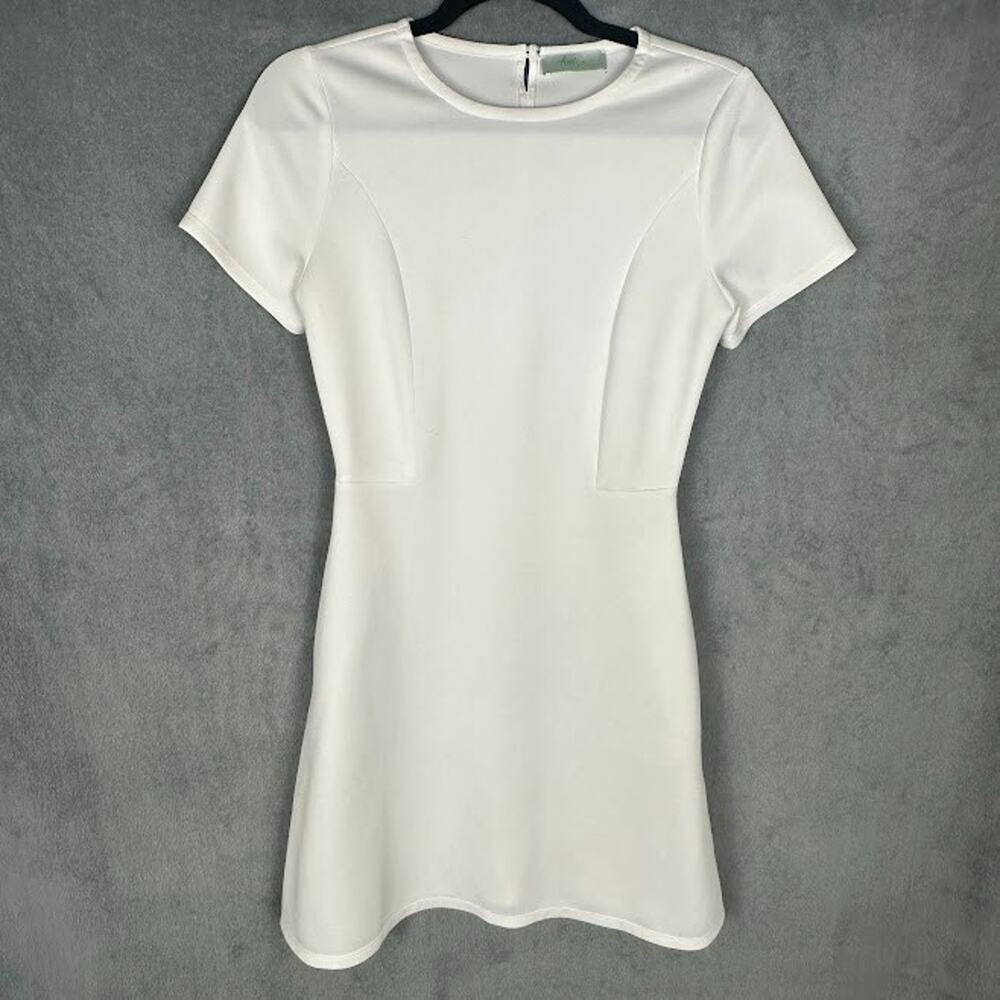 Hedge Kendall Dess Womens Small White Short Sleeve Performance Golf Tennis Comfy